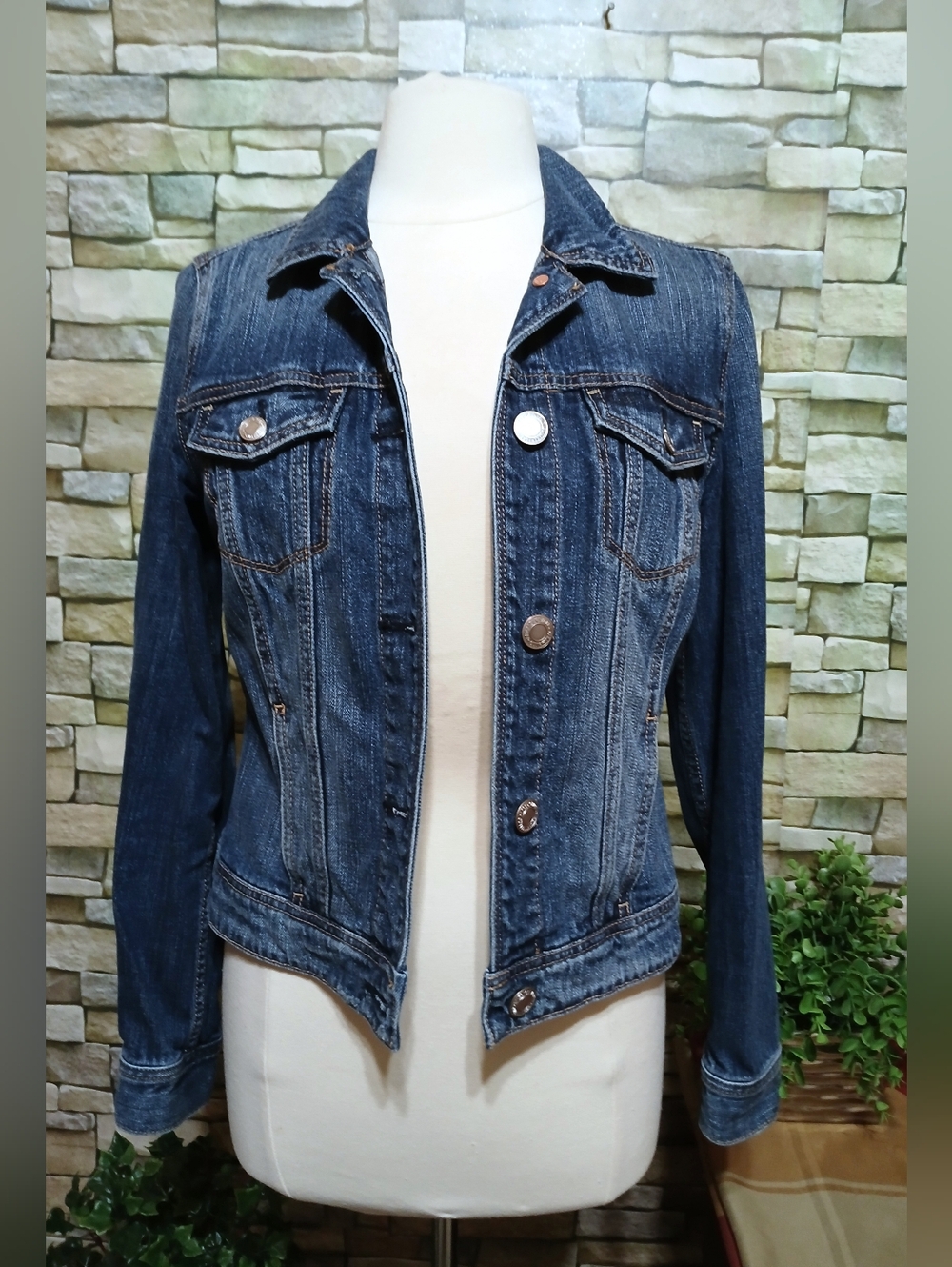 American Eagle Outfitters Dark Blue Women's Denim Jacket Medium